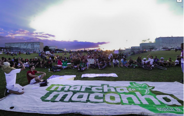 marcha-da-maconha-brasilia-600x380