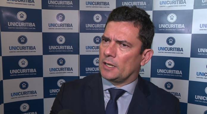 moro-tenta-abafar-polemica-do-compromisso-com-bolsonaro-para-assumir-stf-sergio-moro-unicuritiba-696x383