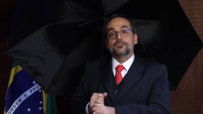 weintraub-ultrapassa-todos-os-limites-da-etica-publica-diz-andifes-weintraub-guarda-chuva-696x392