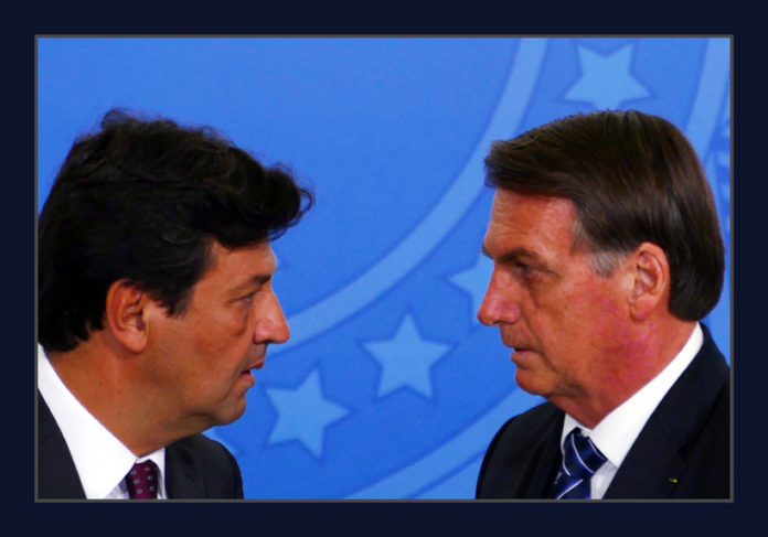 BolsaFamilia_LuizHenriqueMandetta_JairBolsonaro_2B-696x487