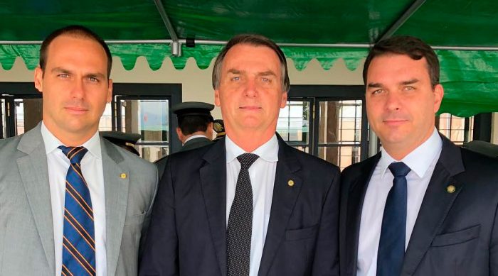 eduardo-bolsonaro-flavio-e1571338234347