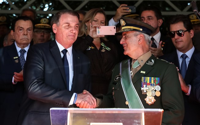 governo-bolsonaro-tenta-se-apoderar-da-aprovacao-do-fundeb-bolsonaroluizeduardoramos