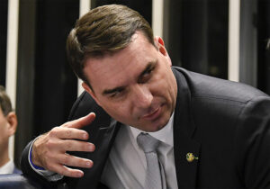 flavio-bolsonaro-ag-senado