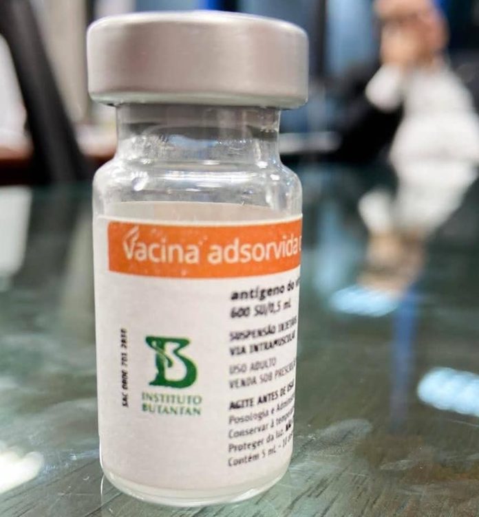 anvisa-libera-importacao-de-6-milhoes-de-doses-da-vacina-chinesa-vacina-coronav-sinovac-butantan-696x752 (1)