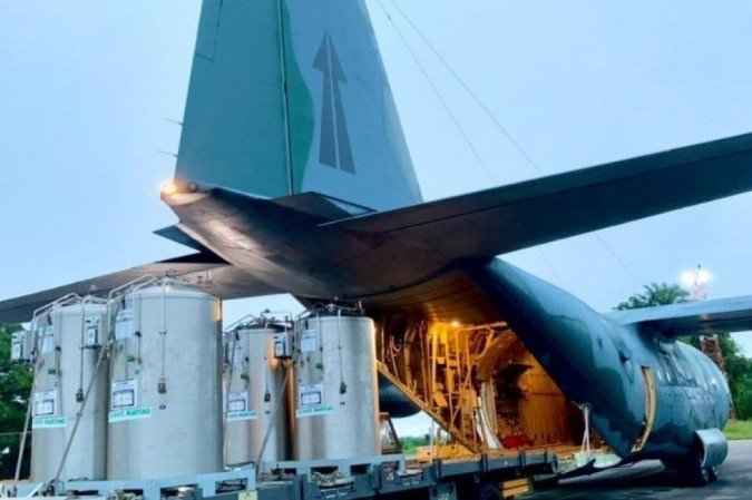 sem-oxigenio-manaus-pede-socorro-aos-eua-porque-aviao-da-fab-esta-em-manutencao-manaus