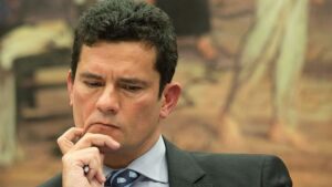 dialogos-constrangedores-e-uma-unica-saida-declaracao-de-parcialidade-de-moro-moro-lula-marques2