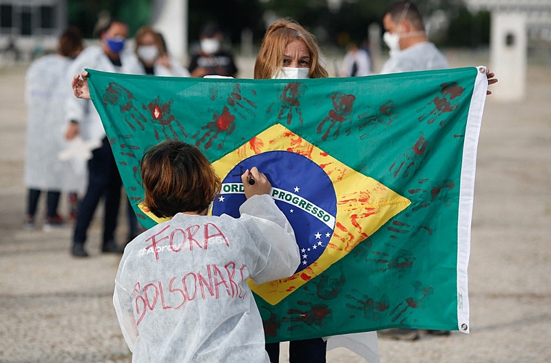 BRAZIL-HEALTH-VIRUS-PROTEST