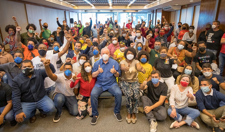 lula-lideranccca7as-comunitaria-rj-ricardostuckert-06-750x440