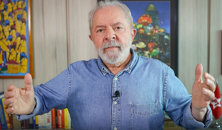 lula-entrevista-radio-folha-pernambuco-ricardostuckert-02-750x440