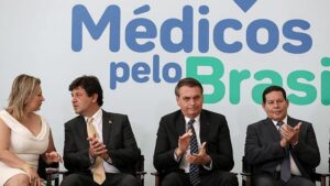 01/08/2019 Cerimônia de Lançamento do Programa Médicos pel