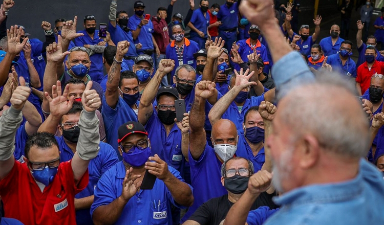 lula-fabrica-diadema-ricarstuckert-03-750x440