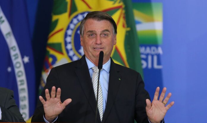 jornalggn.com.br-crise-sanitaria-energetica-e-politica-podem-abreviar-fim-de-bolsonaro-por-luis-nassif-jair-bolsonaro-696x416