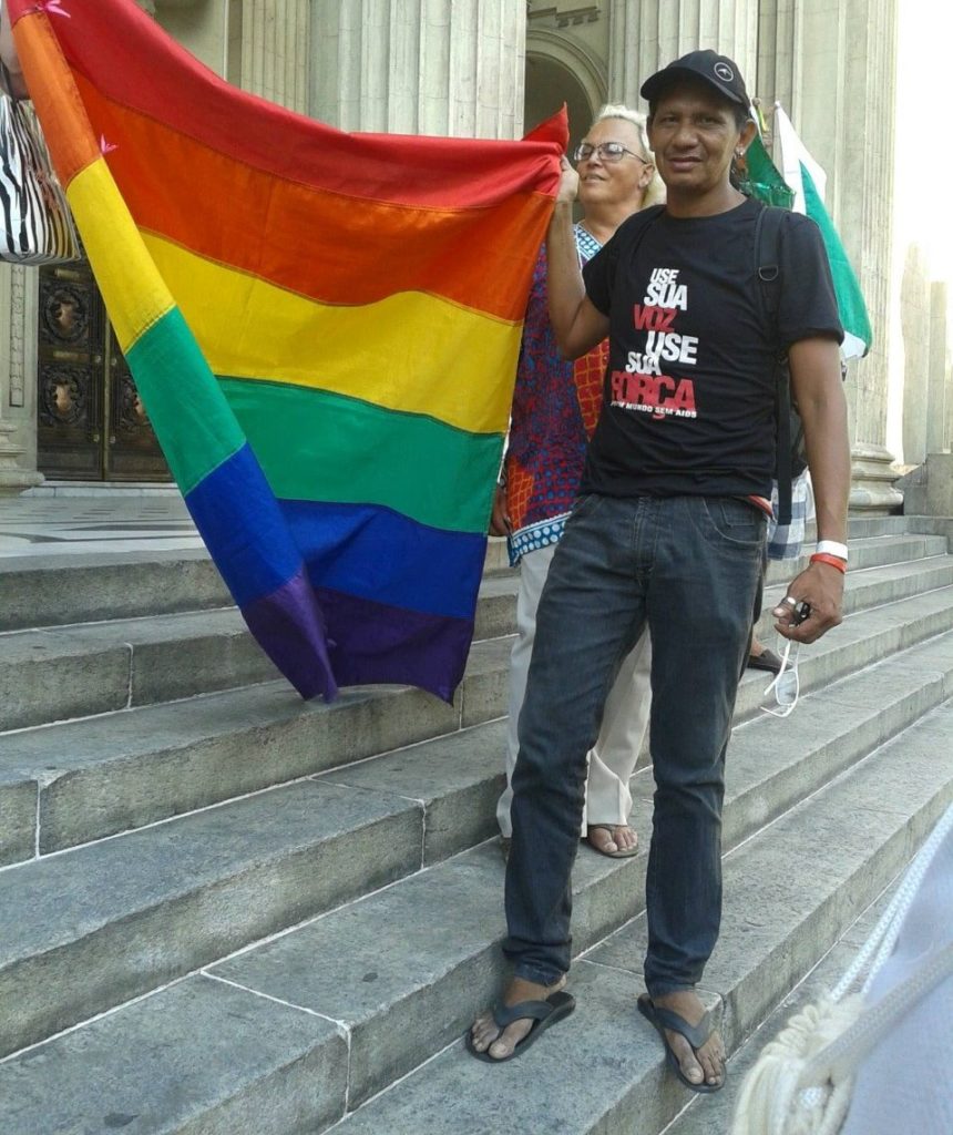 Rosinaldo-ativista-lgbtqi-4-e1645060342488-860x1024