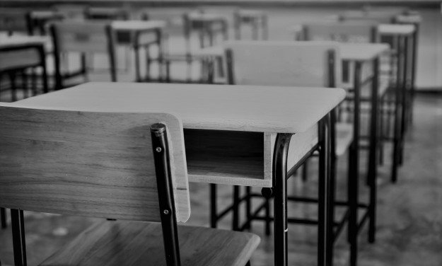 fies-e-mais-gastos-da-educacao-terao-corte-em-2021-fundeb-teria-aumento-sala-de-aula-vazia