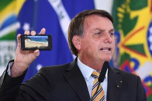 BRAZIL-HEALTH-VIRUS-BOLSONARO