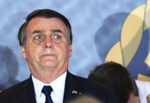 bolsonaro-assustado-600x414