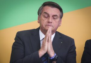 jairbolsonaro-onyxlorenzoni-moura-pauloguedes-digitaja-digitalizacao-bolsonaro-348-1536x1069