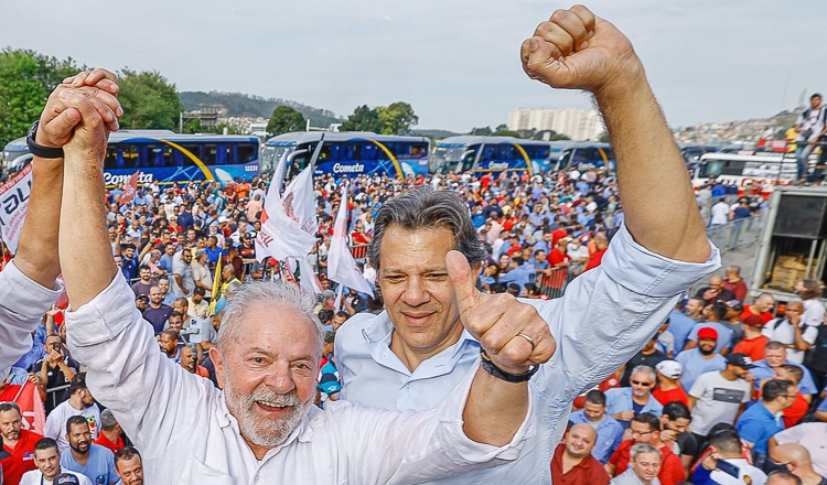 lula-fabrica-volks-ricardostuckert-3-750x440