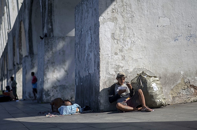 BRAZIL-HEALTH-VIRUS-POVERTY-FOOD