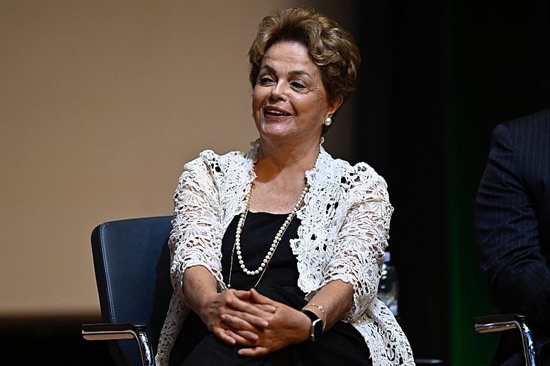 BRAZIL-ECONOMY-BANK-BNDES-MERCADANTE-ROUSSEFF