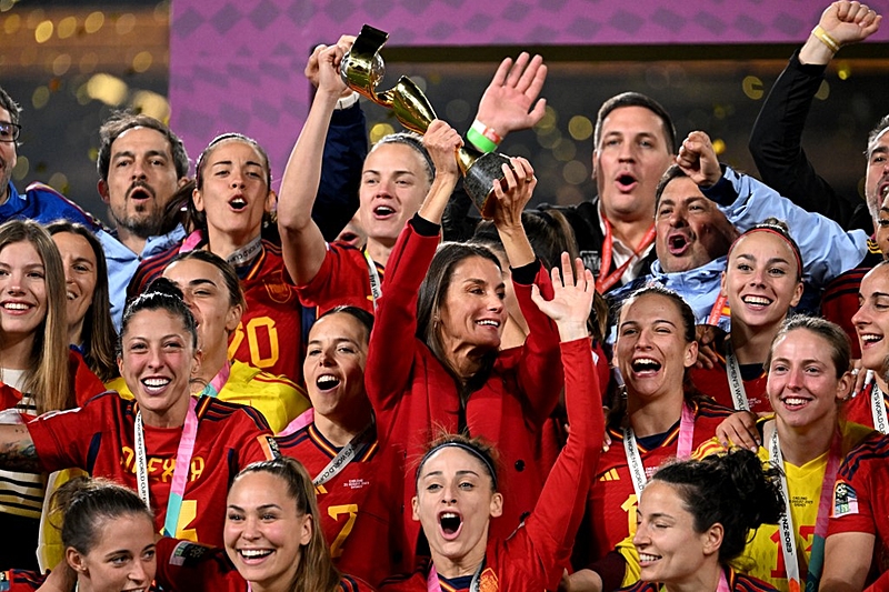 FBL-WC-2023-WOMEN-MATCH64-ESP-ENG-PODIUM