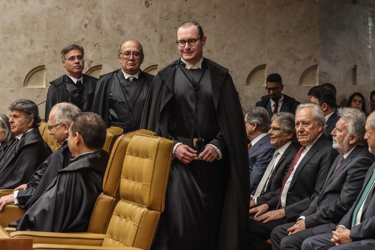 zanin-novo-ministro-do-stf