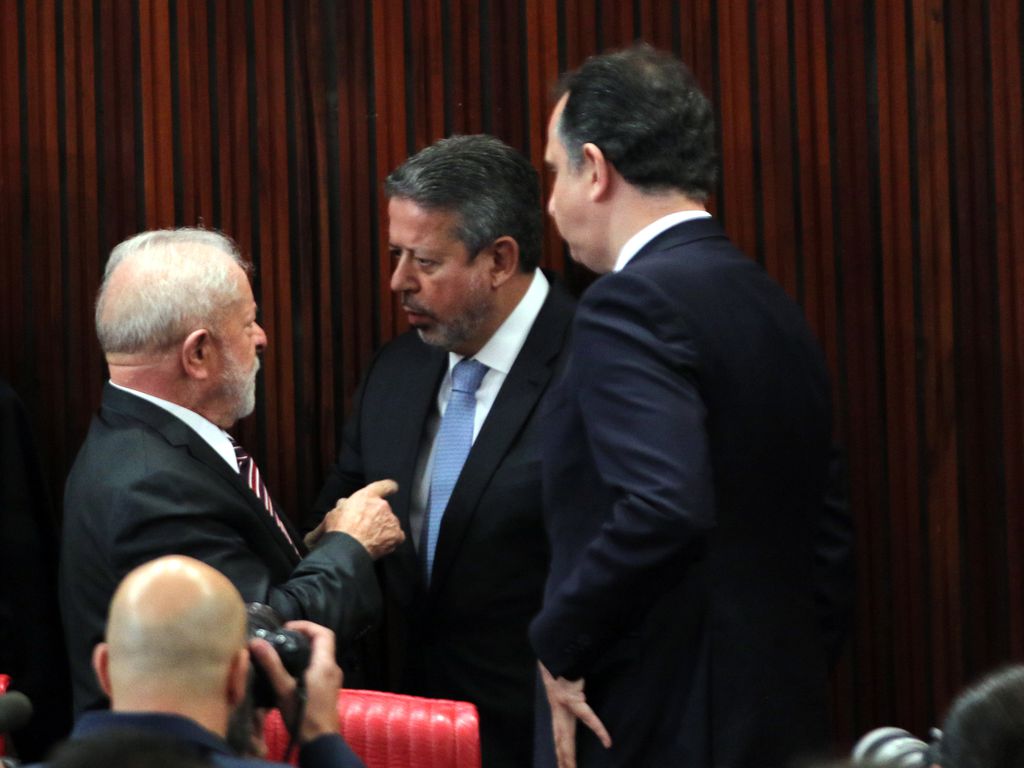 63daeaba3af1b491de3cb294_tse_diplomacao_lula_alckimin_202212121235