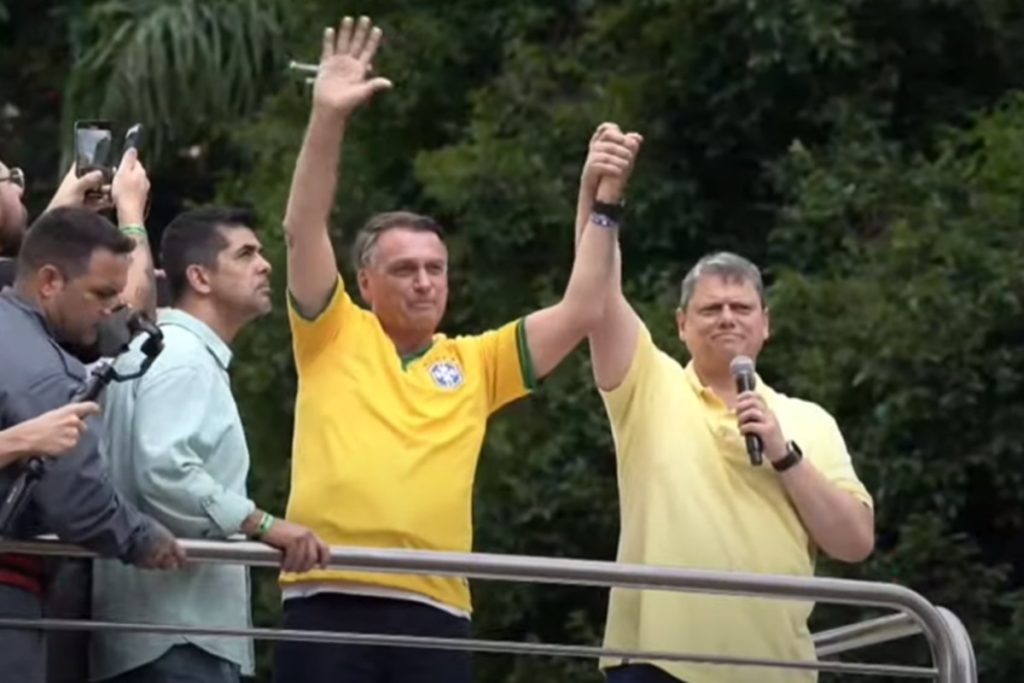 jair-bolsonaro-tarcisio-de-freitas-reproducao-youtube