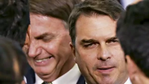 FLAVIO-BOLSONARO-ARTICULAÇAO.jpg
