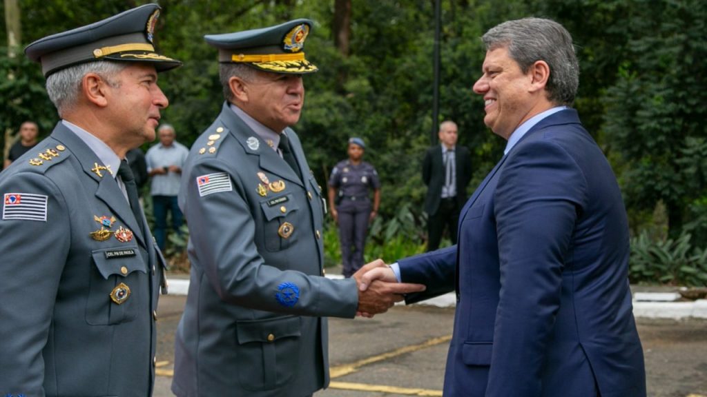 tarcisio-e-comandante-da-PM-Foto-governo-de-SP
