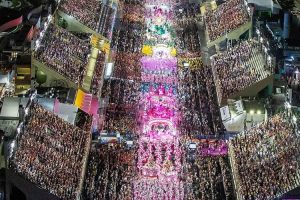 Mangueira-2022-Fernando-Maia-06_920x500-750x500