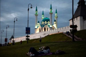 Kasan_AFP-600x400 (1)