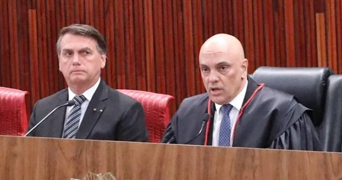 a-esquerda-jair-bolsonaro-a-direita-alexandre-de-moraes-700x370-1-681x360