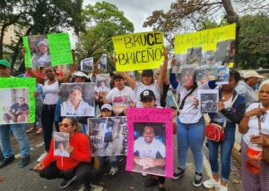 venezuelanos-eua-deportados-750x536