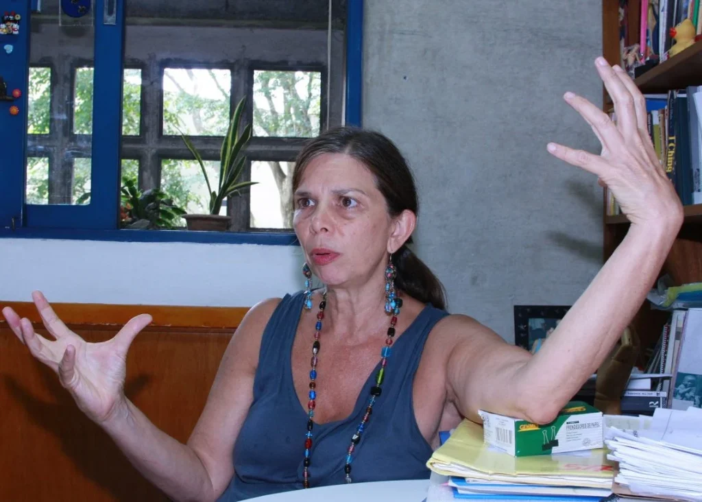 profVeraPaiva009-2-1140x815