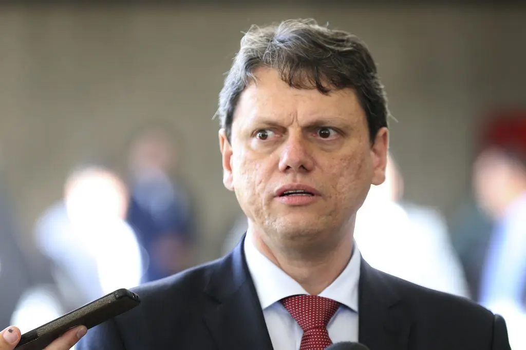 tarcisio-gomes-de-freitas-fala-a-imprensa-no-ccbb