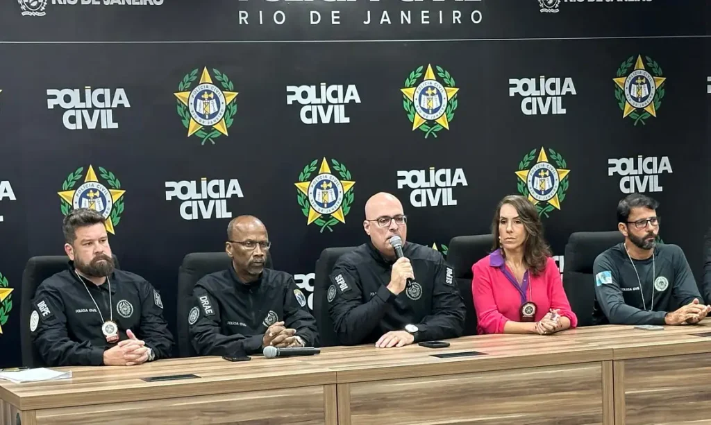 2025-05-04t160725z_1665834800_rc20bea44tjl_rtrmadp_3_brazil-lady-gaga-police