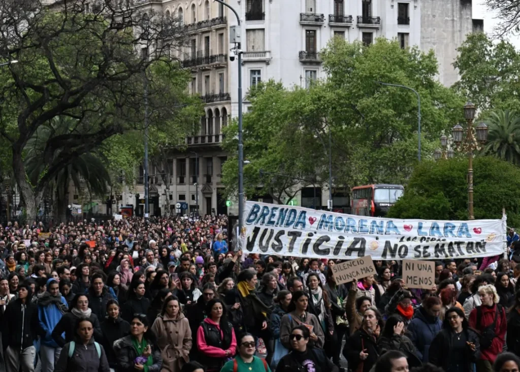AFP__20250927__76ZC8VL__v2__MidRes__ArgentinaCrimeWomenProtest-1140x815