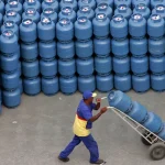 GOVERNO FEDERAL LIBEROU R$ 330 MILHÕES PARA SEGURAR PREÇO DO GÁS DE COZINHA