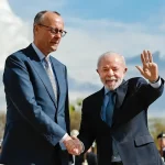 LULA CHEGOU NA ALEMANHA PARA ASSINAR PARCERIAS COMERCIAIS E INOVAÇÃO