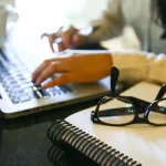 ONU MULHERES REVELOU AVANÇO DA VIOLÊNCIA ONLINE CONTRA JORNALISTAS