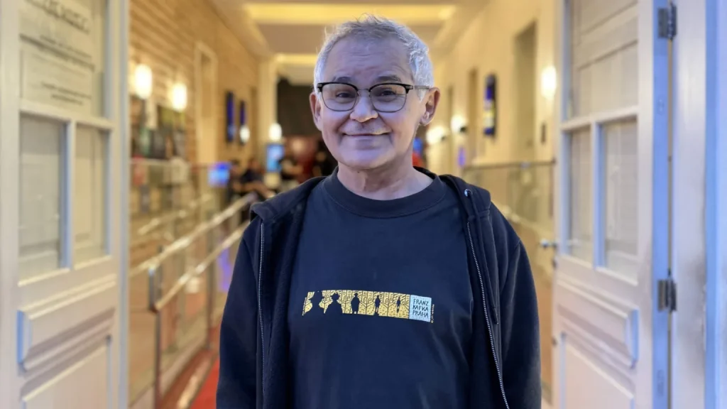 Gero-Camilo-em-Curitiba-no-Cine-Passeio-para-a-pre-estreia-de-Papagaios-Cred-@aro.oito_-1536x864
