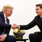 MOISÉS MENDES: TRUMP SABE: BOLSONARO ESTÁ PRESO EM CASA COMO CHEFE FRACASSADO DE UMA ORGANIZAÇÃO CRIMINOSA