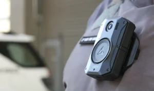 cameras_uniformes_de_policiais_militares_sao_paulo_rvrsa_abr_2804223636_0-768x459