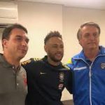 NEYMAR FOI CONVOCADO PARA HOMENAGEAR BOLÇONARO: DUAS ALMAS VAGANDO NA NAU DOS ESQUECIDOS POR SI MESMOS