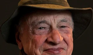 edgar_morin_2011_cropped