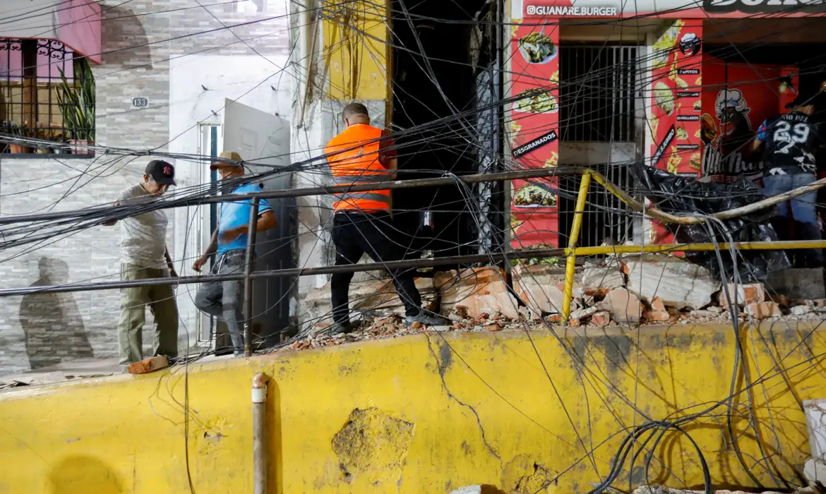2026-06-25t020549z_1392468413_rc2p0mazse9u_rtrmadp_3_venezuela-quake