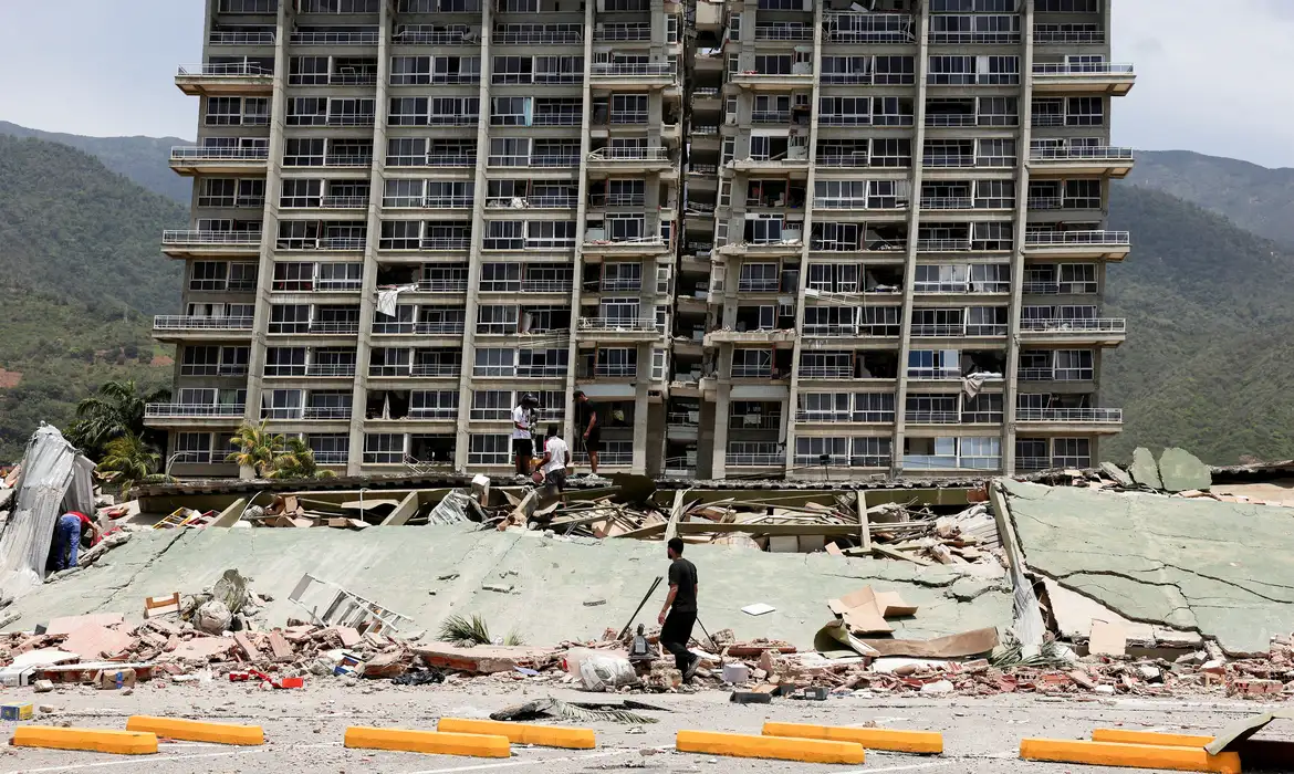 2026-06-26t070800z_1779049378_rc241maqrpp2_rtrmadp_3_venezuela-quake
