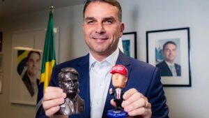 Flavio-Bolsonaro-e-Trump-Reproducao-X-768x432