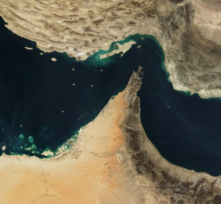 Strase_von_Hormuz-1-768x708